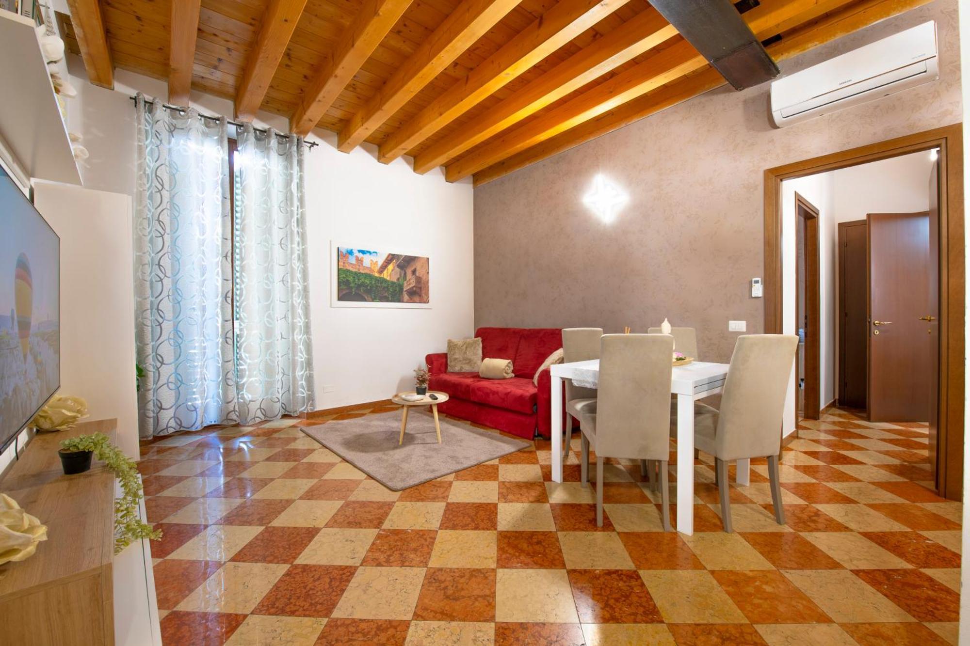Apartment Palace Mazzini Center Verona