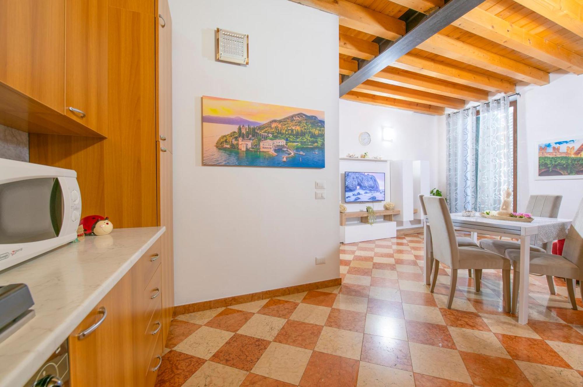 Palace Mazzini Center Apartamento Verona