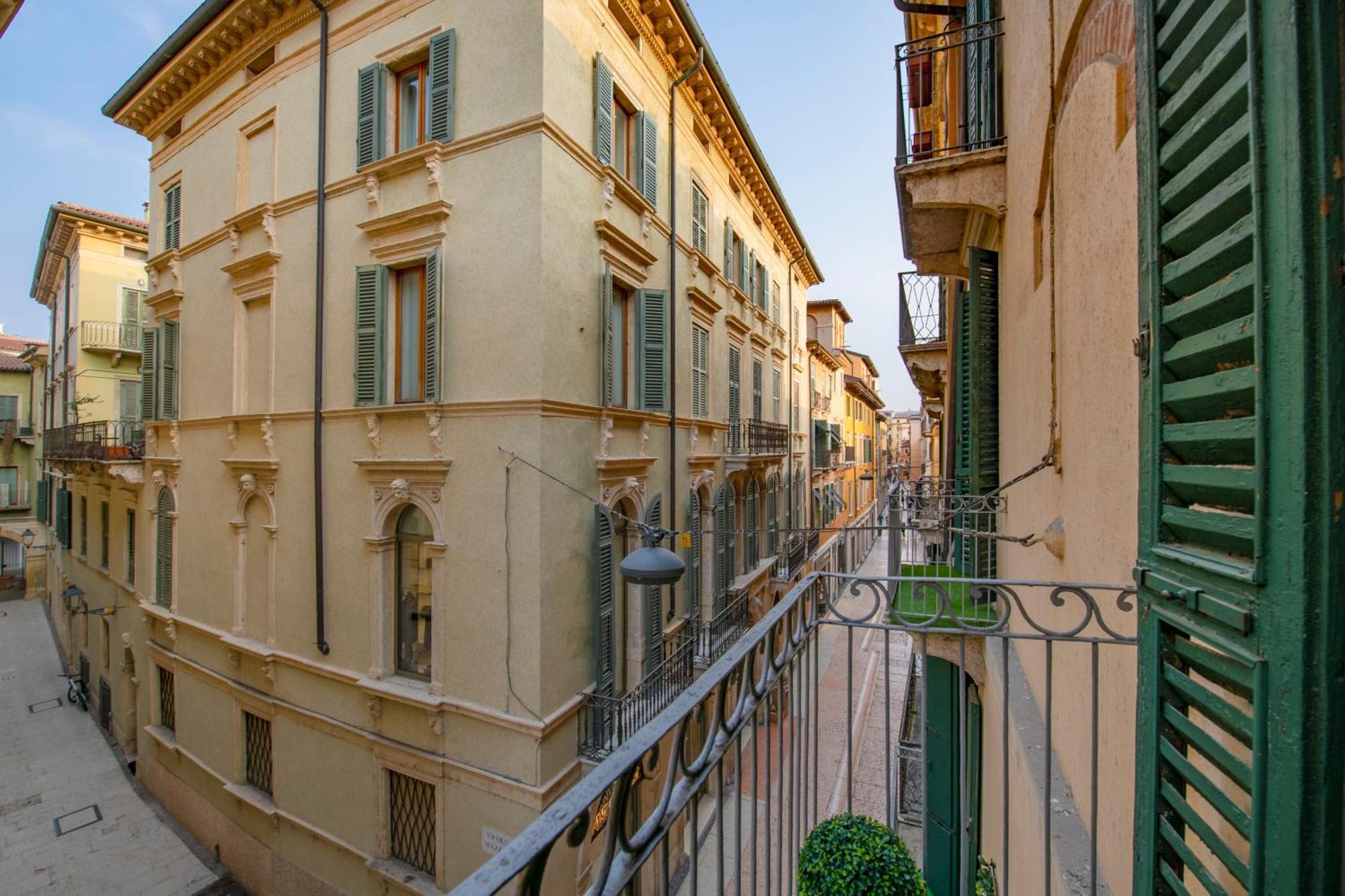 Palace Mazzini Center Apartamento