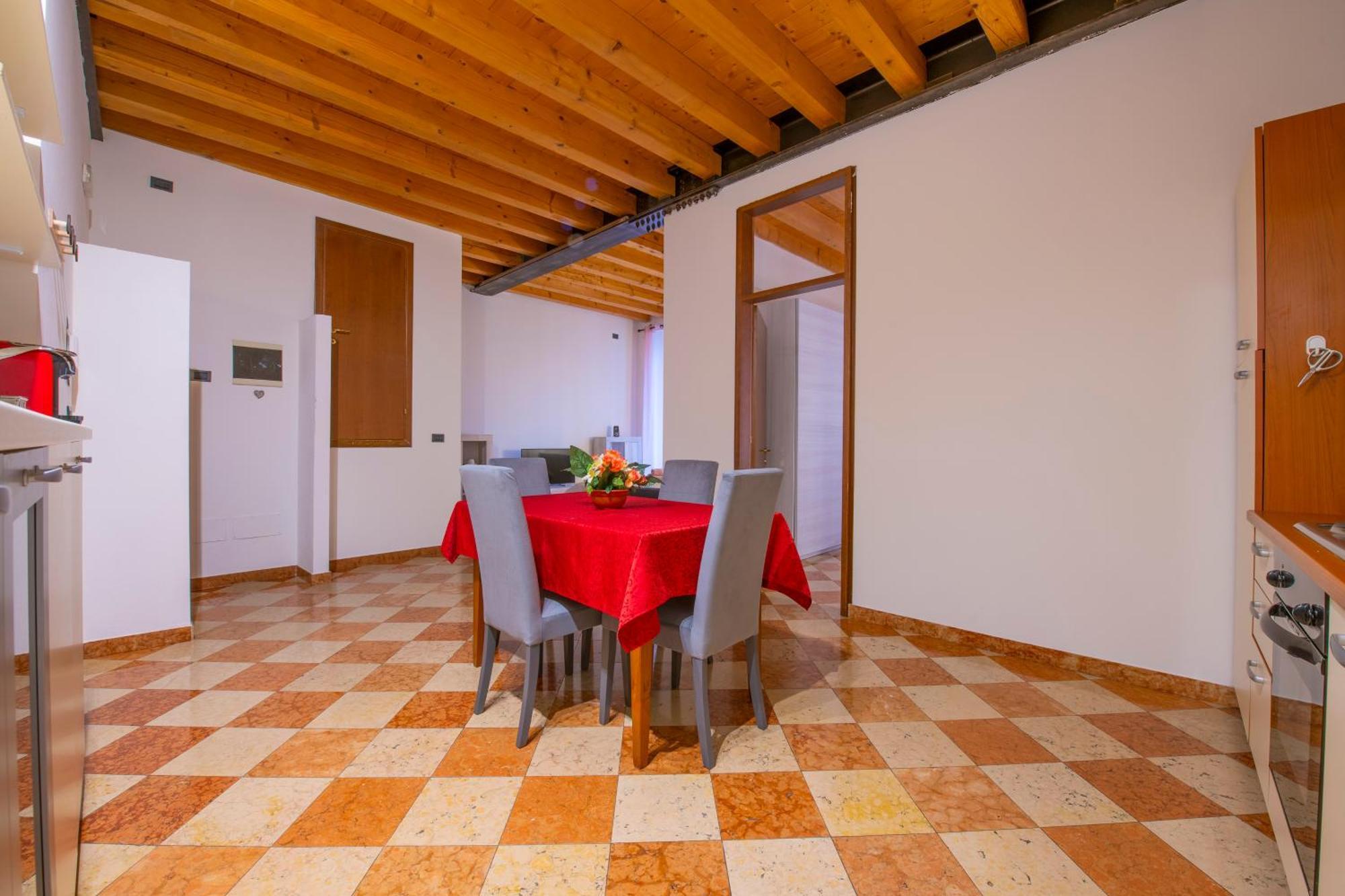 Palace Mazzini Center Apartamento *